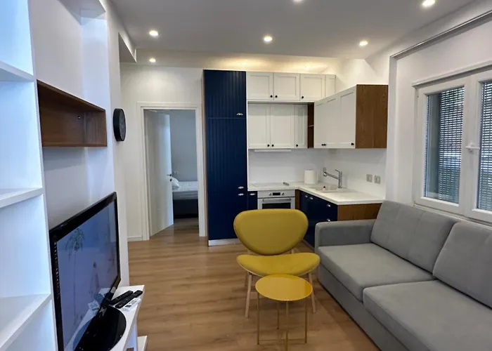 Lovely * ティラナ